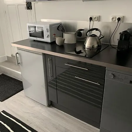 Joli T2 Jardin Parking Proche Gare Centre *