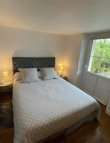 Lägenhet Joli T2 Jardin Parking Proche Gare Centre *